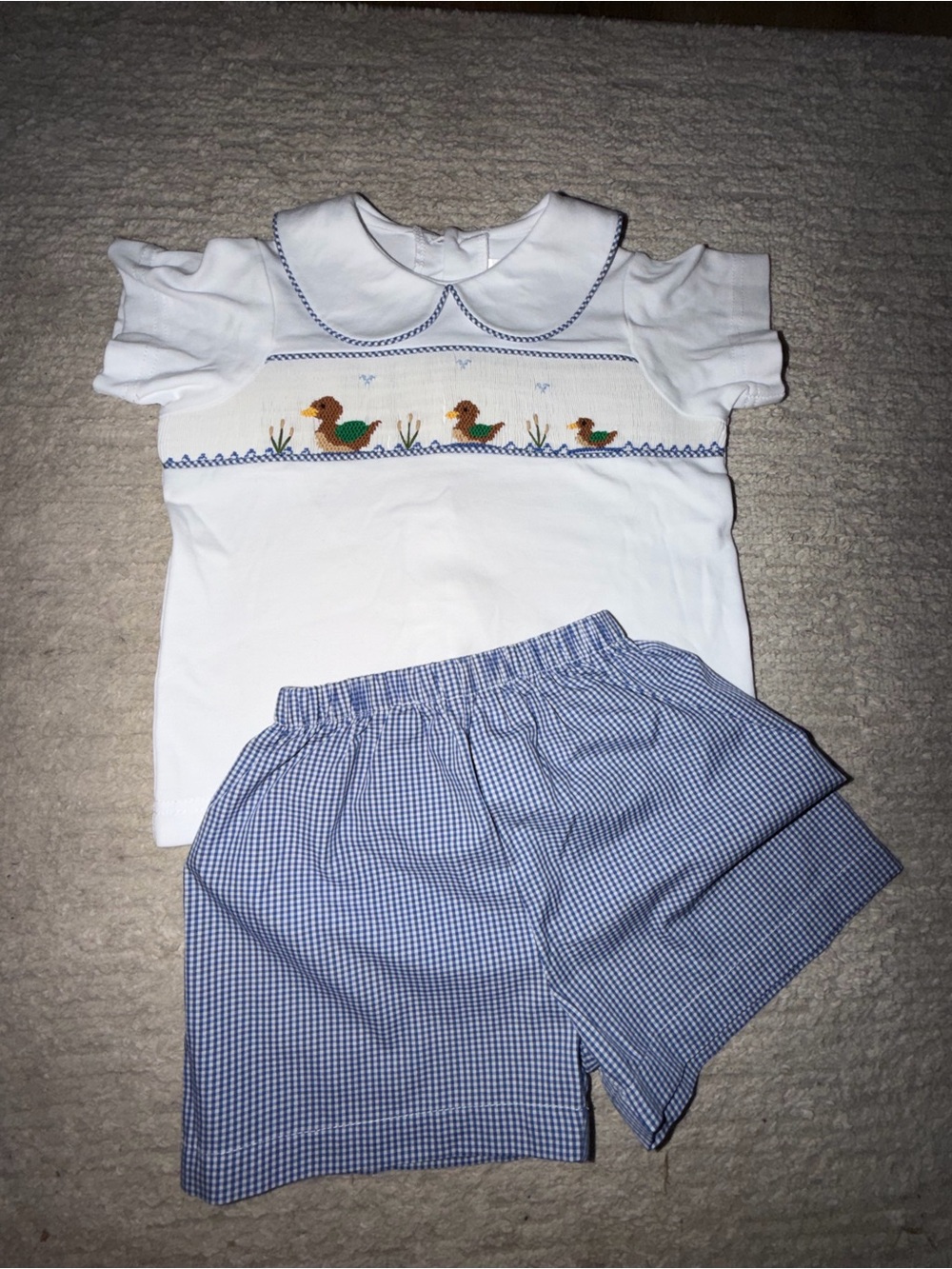 White Short-Sleeve Smocked Duck Top with Blue Gingham Shorts - Kids